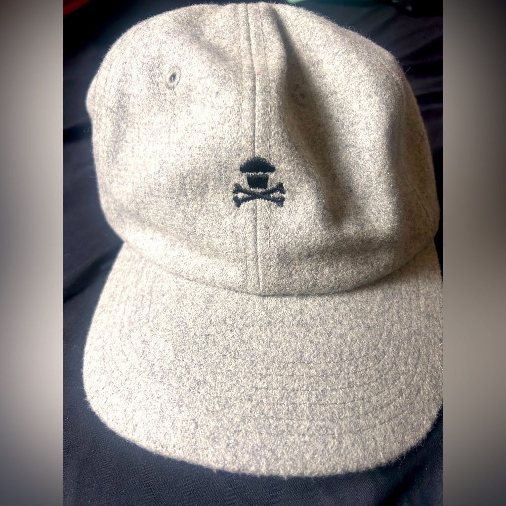 Johnny cupcakes wool and polyester five panel hat